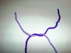 M3361S-3034 Tying a Basic Square knot